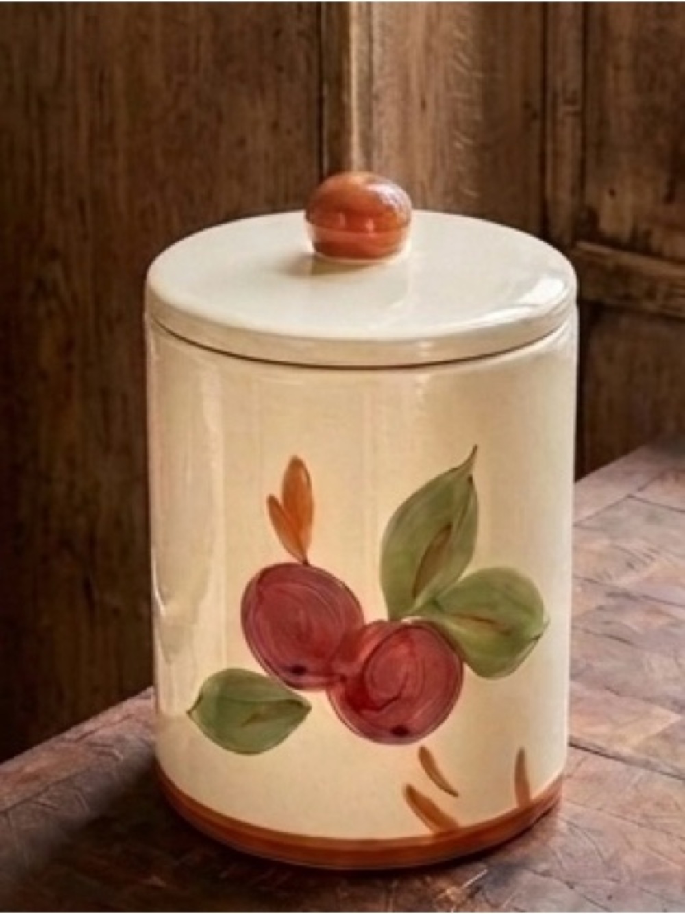 Vtg FRANCISCAN Apple Ceramic Canister W/ Lid Portugal Johnson Bros Hand Painted
